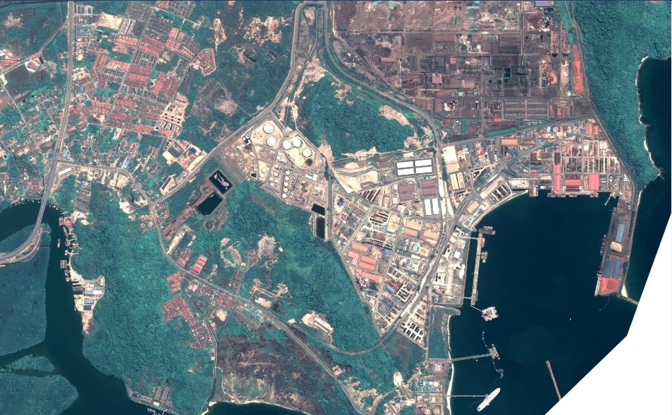 Citra Satelit Resolusi Sangat Tinggi Area Pelabuhan & Kawasan Industri